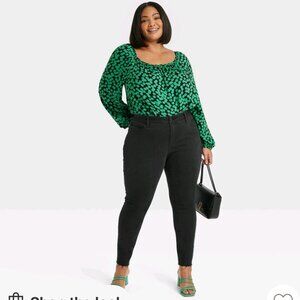 Ava & Viv Plus Size Mid Rise Black Skinny Jeans